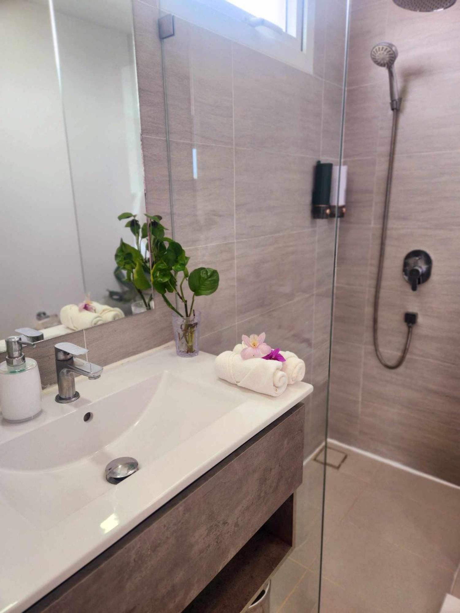 ทีพักติดหาดแหลม​แม่พิมพ์​Mantra Condo​ Rayong​ Ban Ang Exteriér fotografie